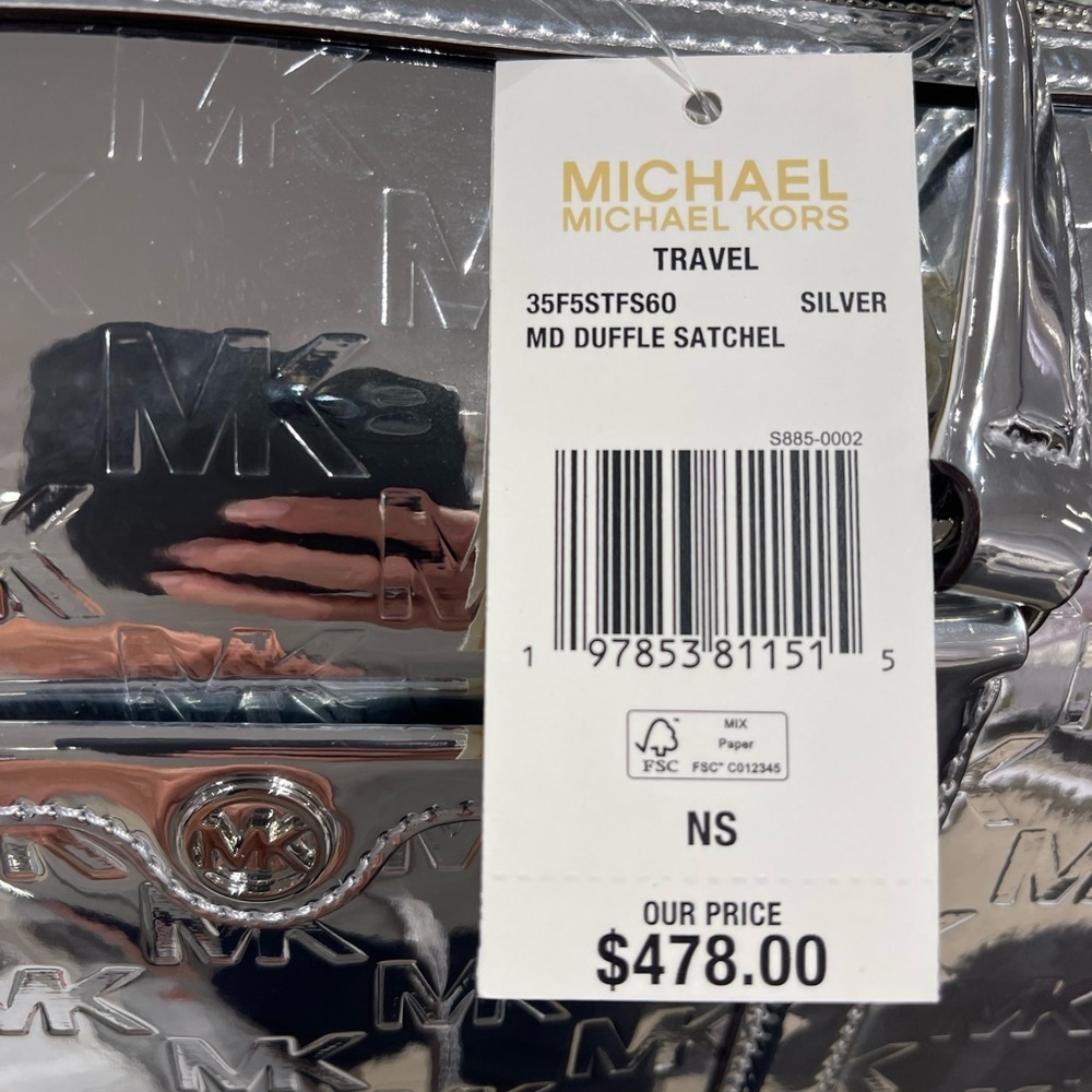 MICHAEL KORS Jet Set Medium Patent Logo Debossed Duffel Crossbody Bag
Silver - Picture 5 of 16